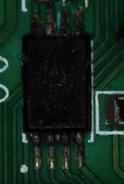 Memoria EEPROM en hashboard Antminer S19