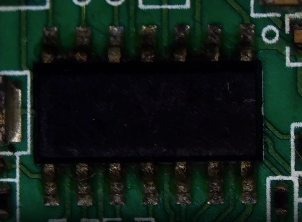 Microcontrolador PIC en hashboard Antminer S19