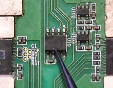 Sensor de temperatura TMP75 en hashboard Antminer S19