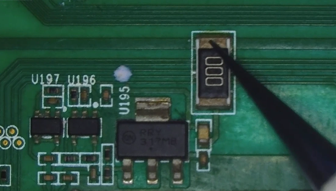 Resistencia 000 y entrada de alimentación Booster al regulador de voltaje de Antminer S19