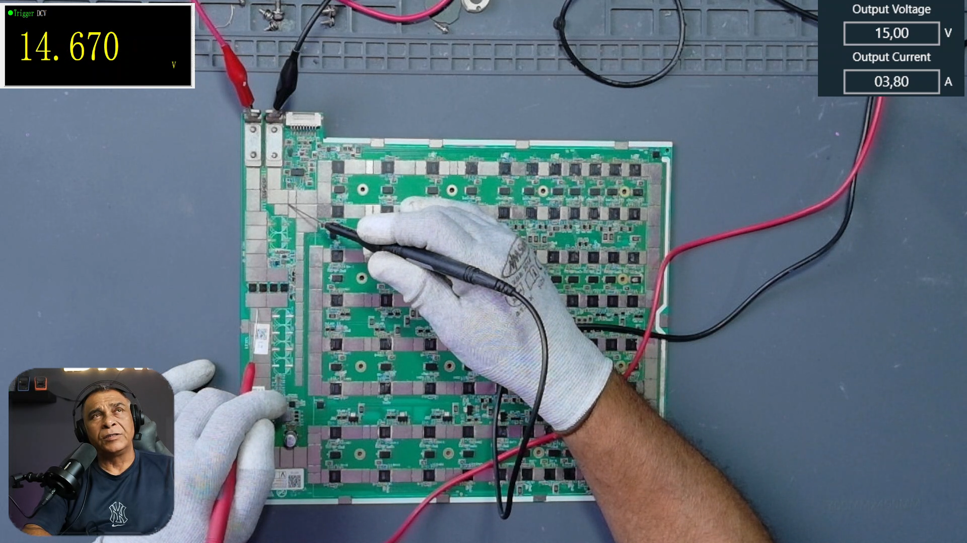Medición de 14.67 V después de los MOSFET en hashboard Antminer S19